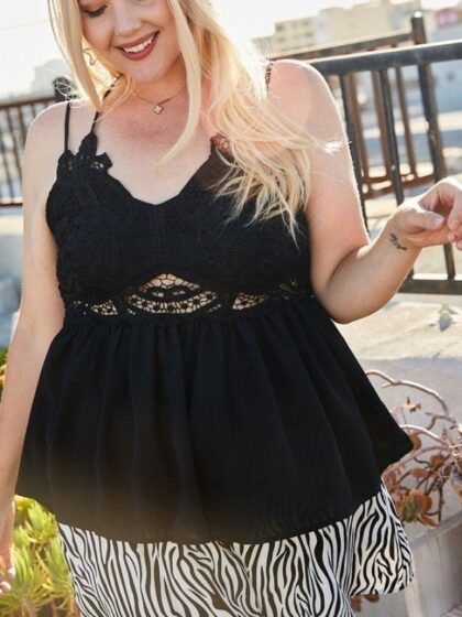Lace Trim Detail Two Shoulder Back Cross Top