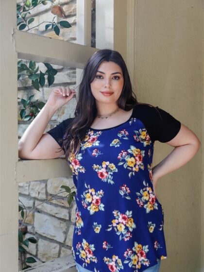 Plus Floral Print & Ribbed Black Colorblock Top