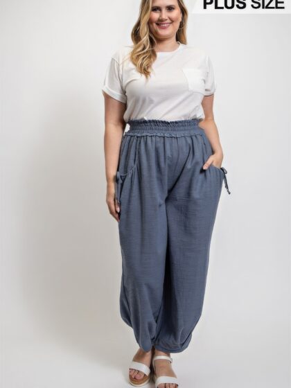Voluminous Relaxed Fit Pant With Side Pocket