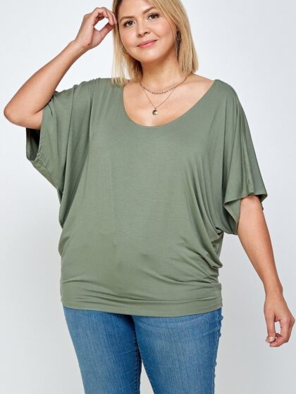 Solid Knit Top, With A Flowy Silhouette